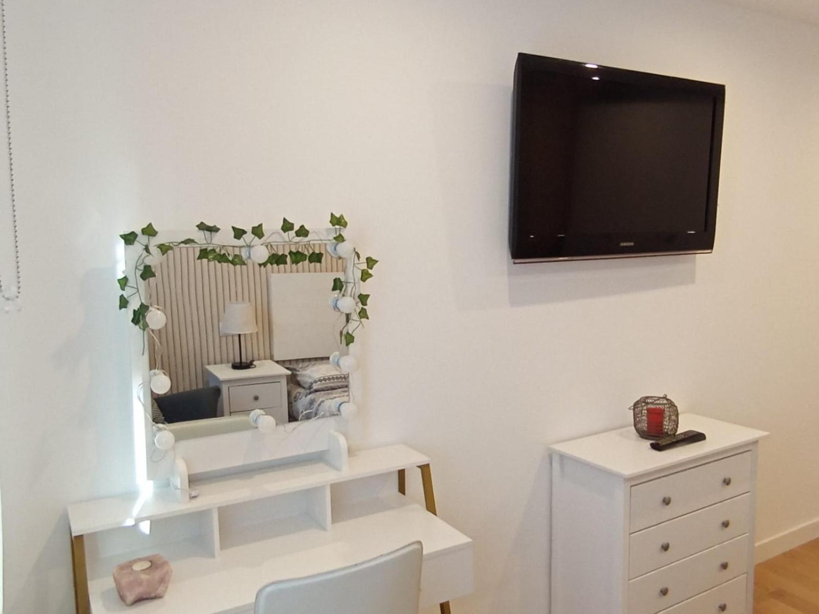 Apartamento Peace Home Astillero El Astillero Esterno foto